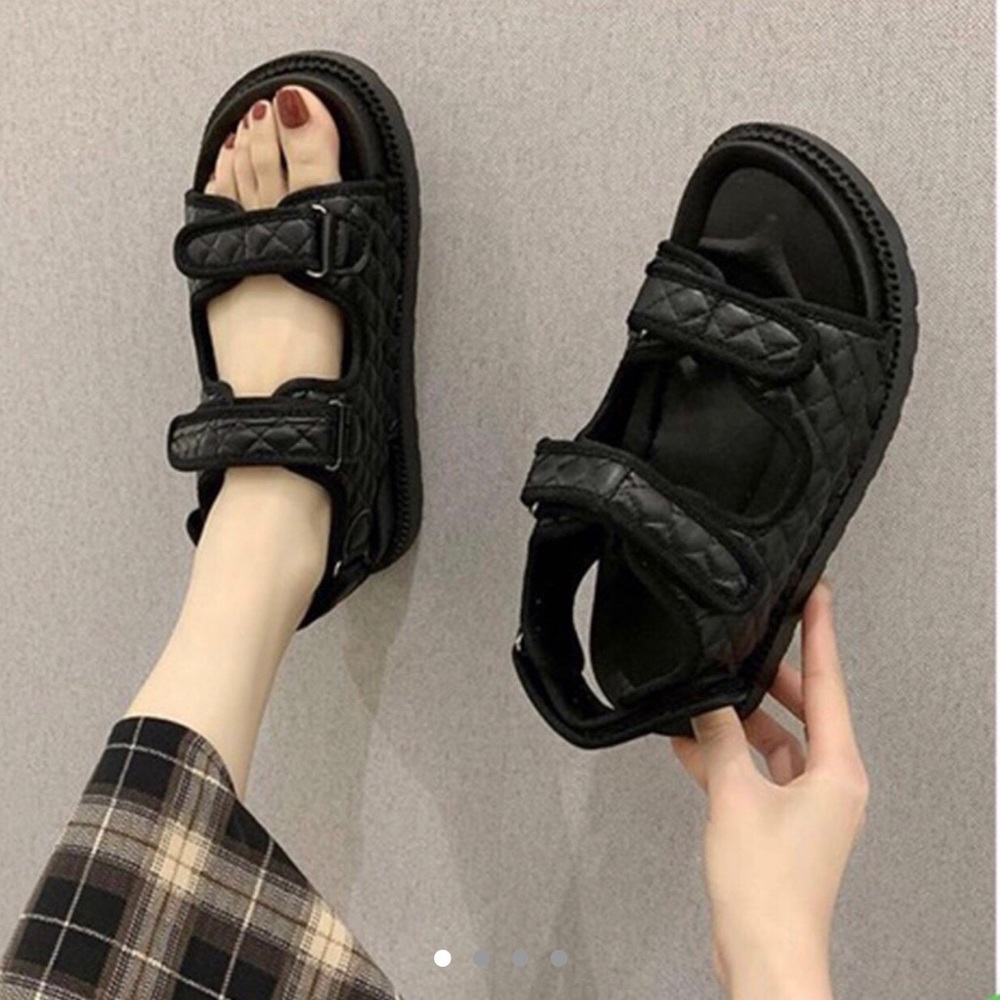 Black Chunky Sandals